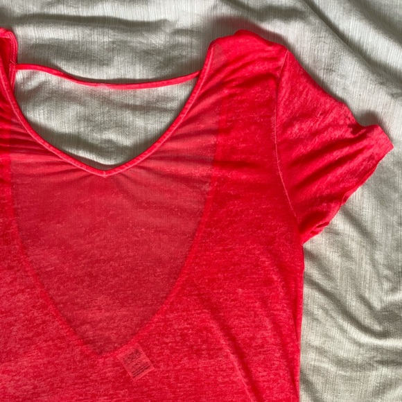 VS PINK - V neck tee - Picture 3 of 6